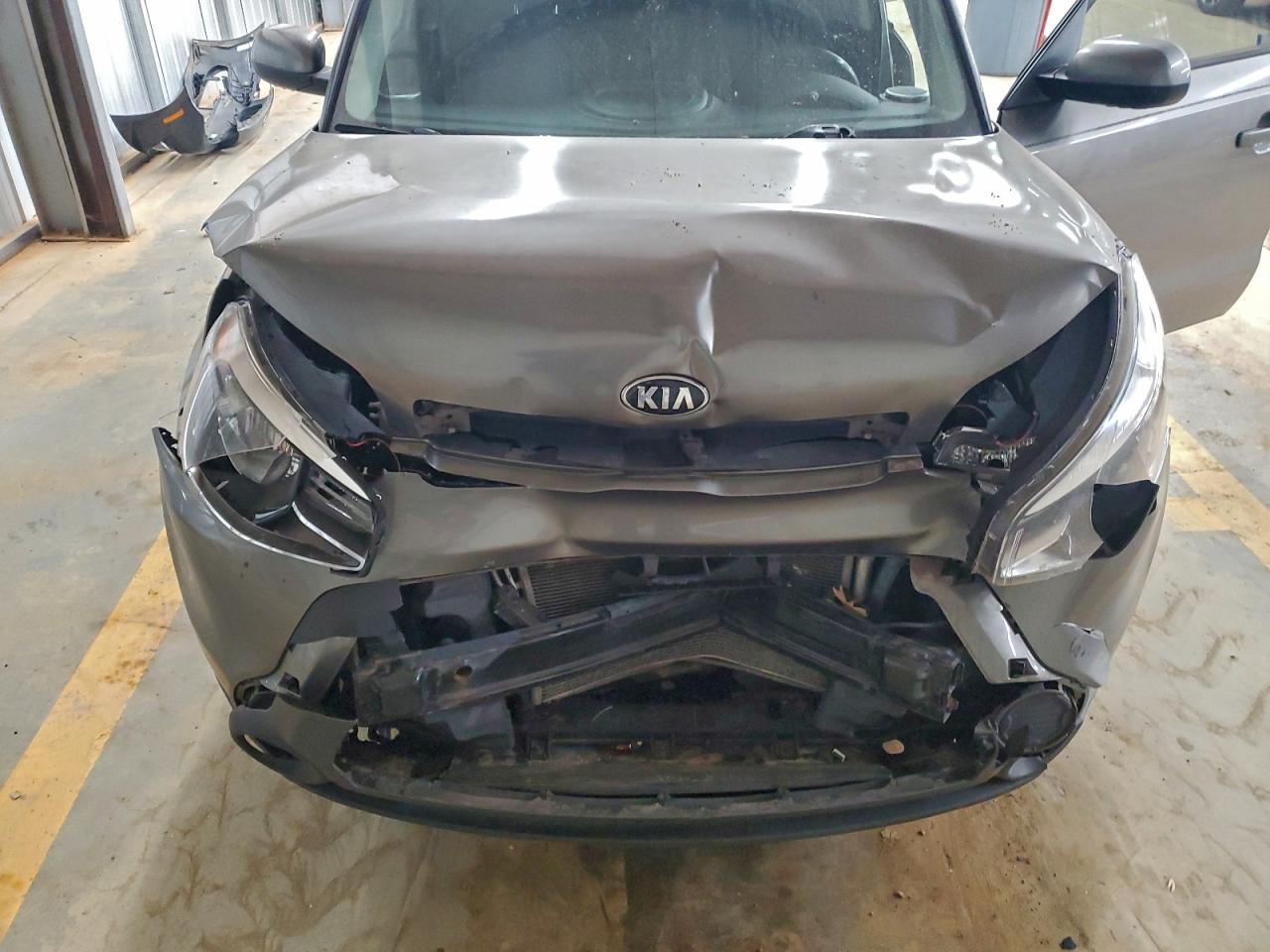 2016 KIA SOUL photo 11