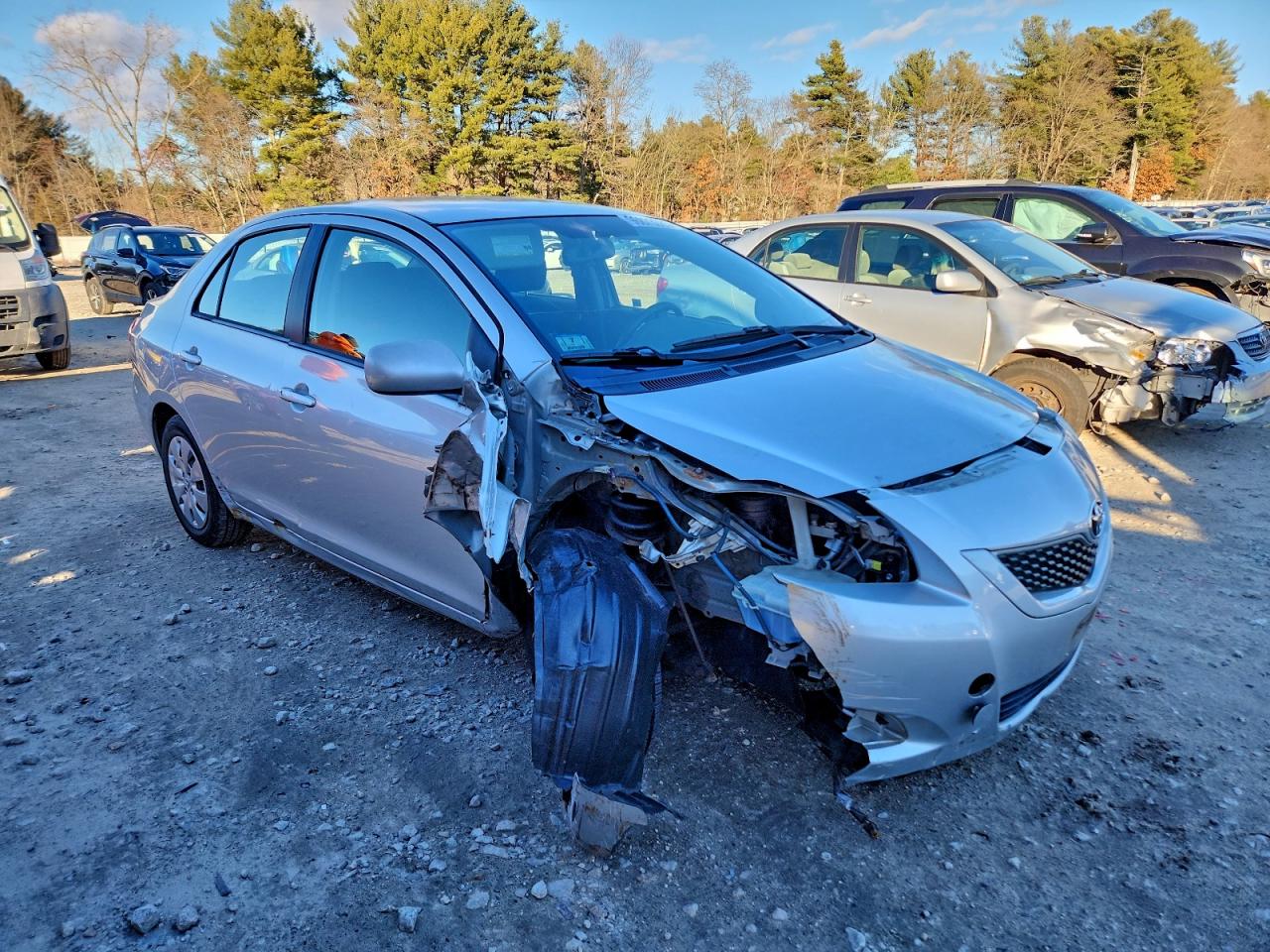 2009 TOYOTA YARIS photo 4