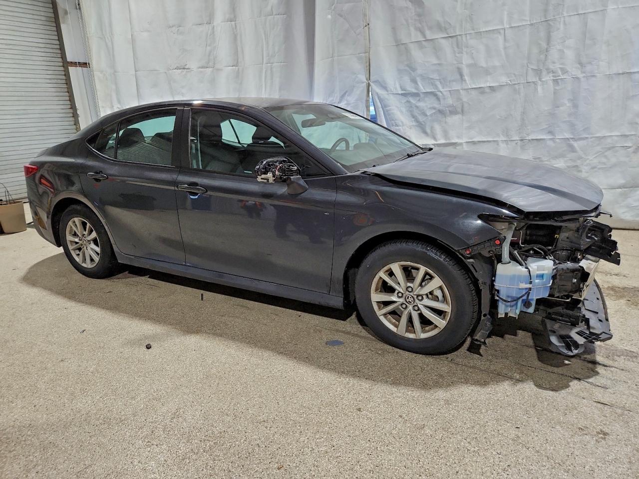 2025 TOYOTA CAMRY XSE photo 4