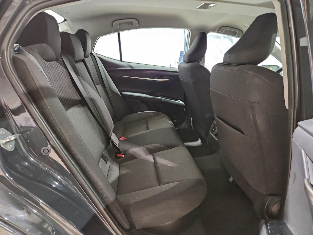 2025 TOYOTA CAMRY XSE photo 10