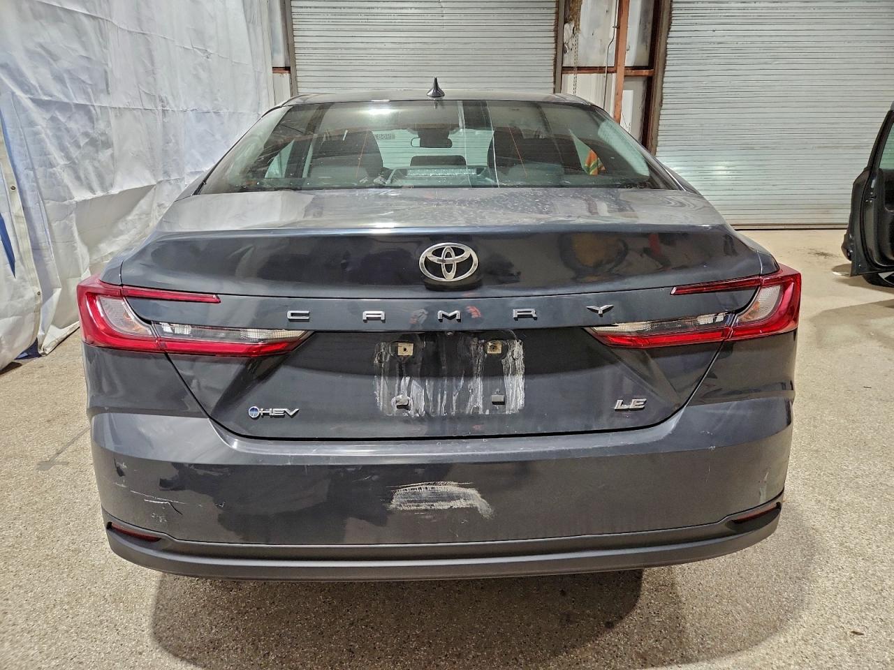 2025 TOYOTA CAMRY XSE photo 6