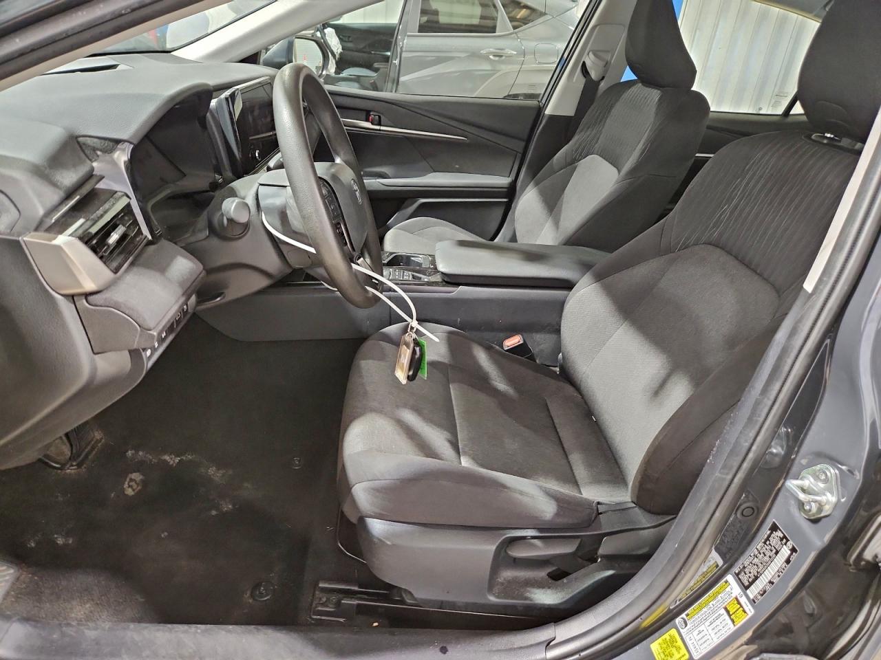 2025 TOYOTA CAMRY XSE photo 7