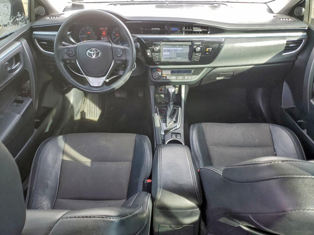 2014 TOYOTA COROLLA L photo 8