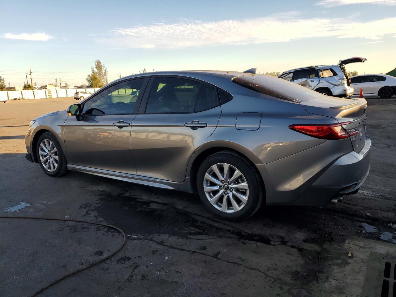 2025 TOYOTA CAMRY XSE photo 2