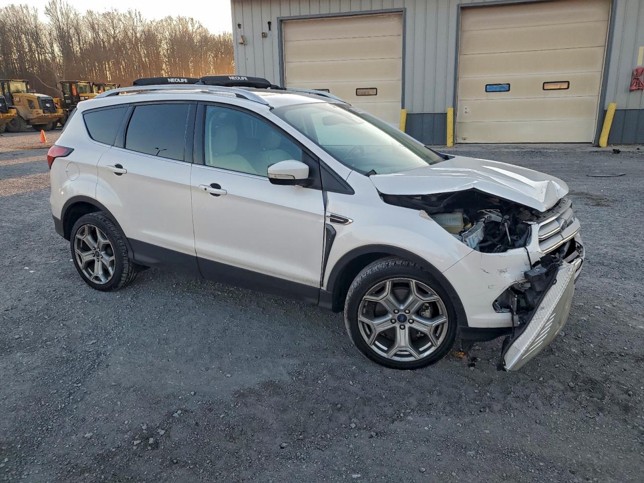 2019 FORD ESCAPE TITANIUM photo 4