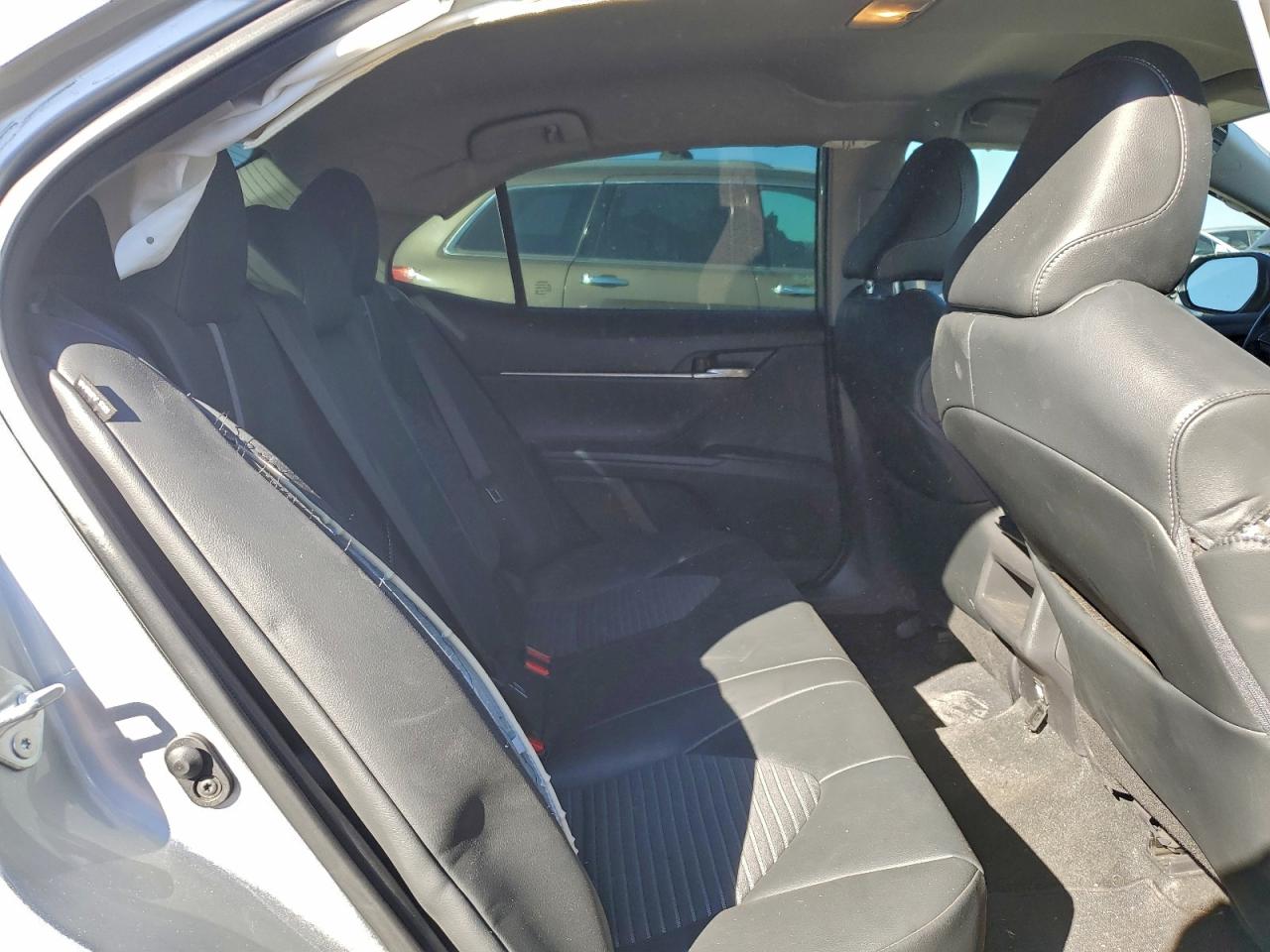 2022 TOYOTA CAMRY SE photo 10