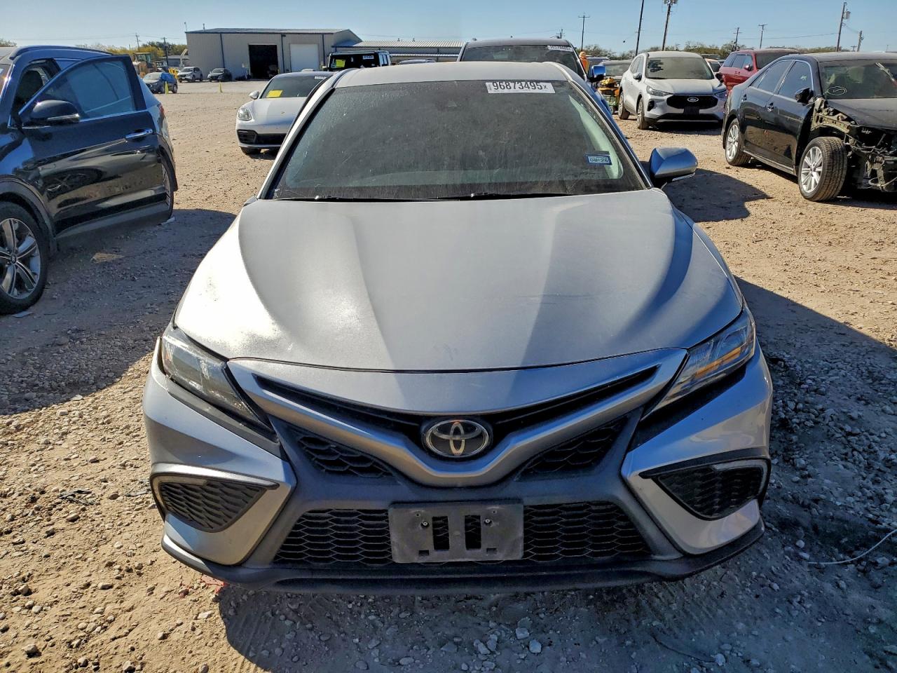 2022 TOYOTA CAMRY SE photo 5