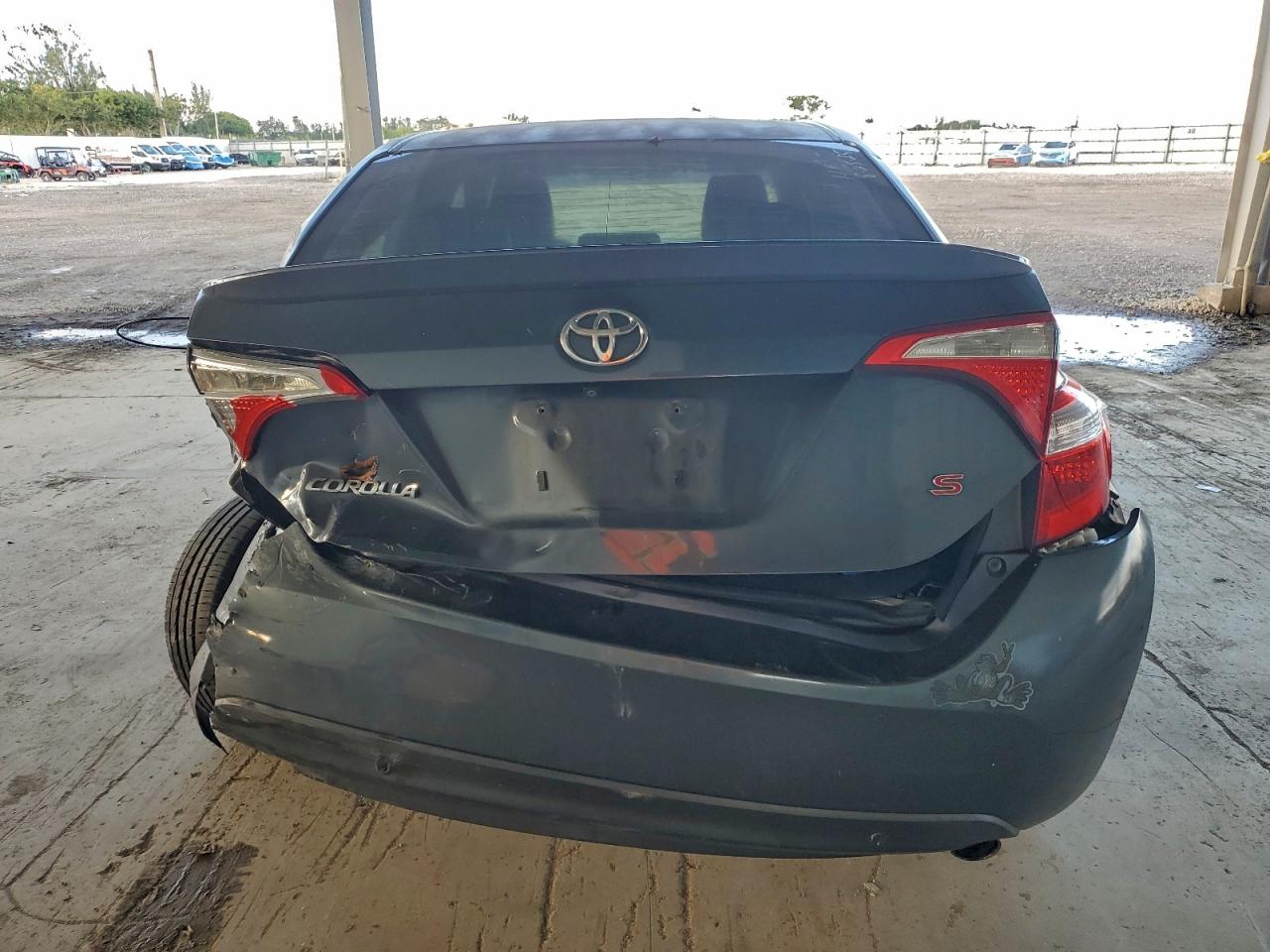 2014 TOYOTA COROLLA L photo 6