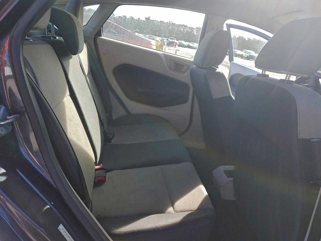 2012 FORD FIESTA S photo 10