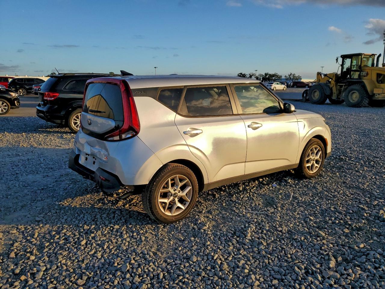 2021 KIA SOUL photo 3