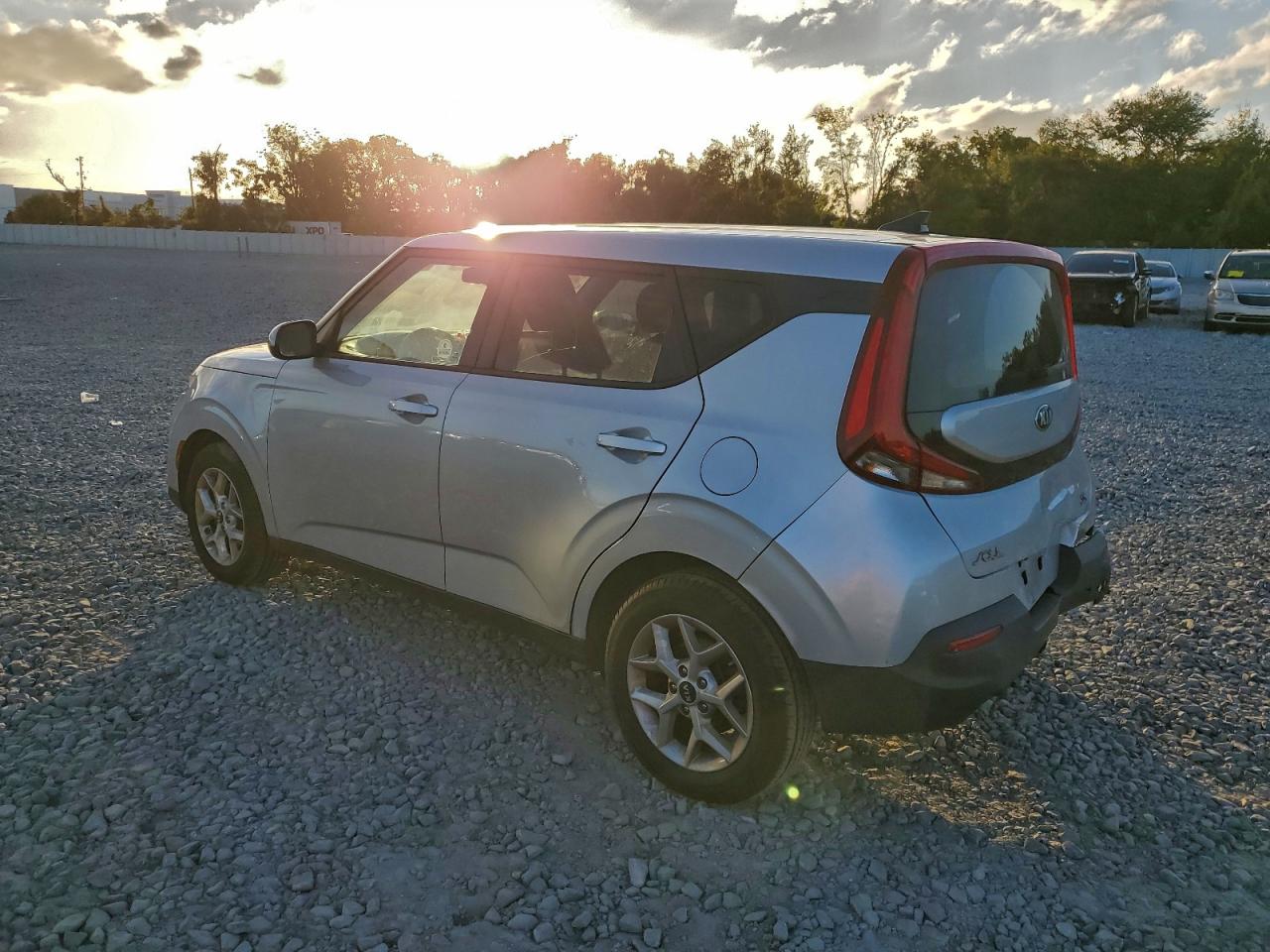 2021 KIA SOUL photo 2