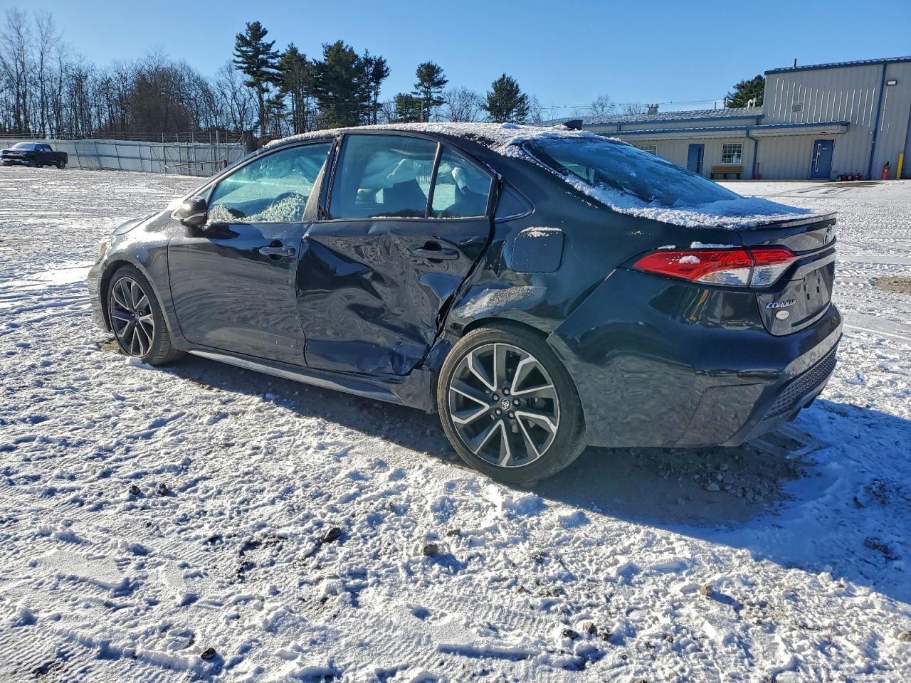 2021 TOYOTA COROLLA SE photo 2