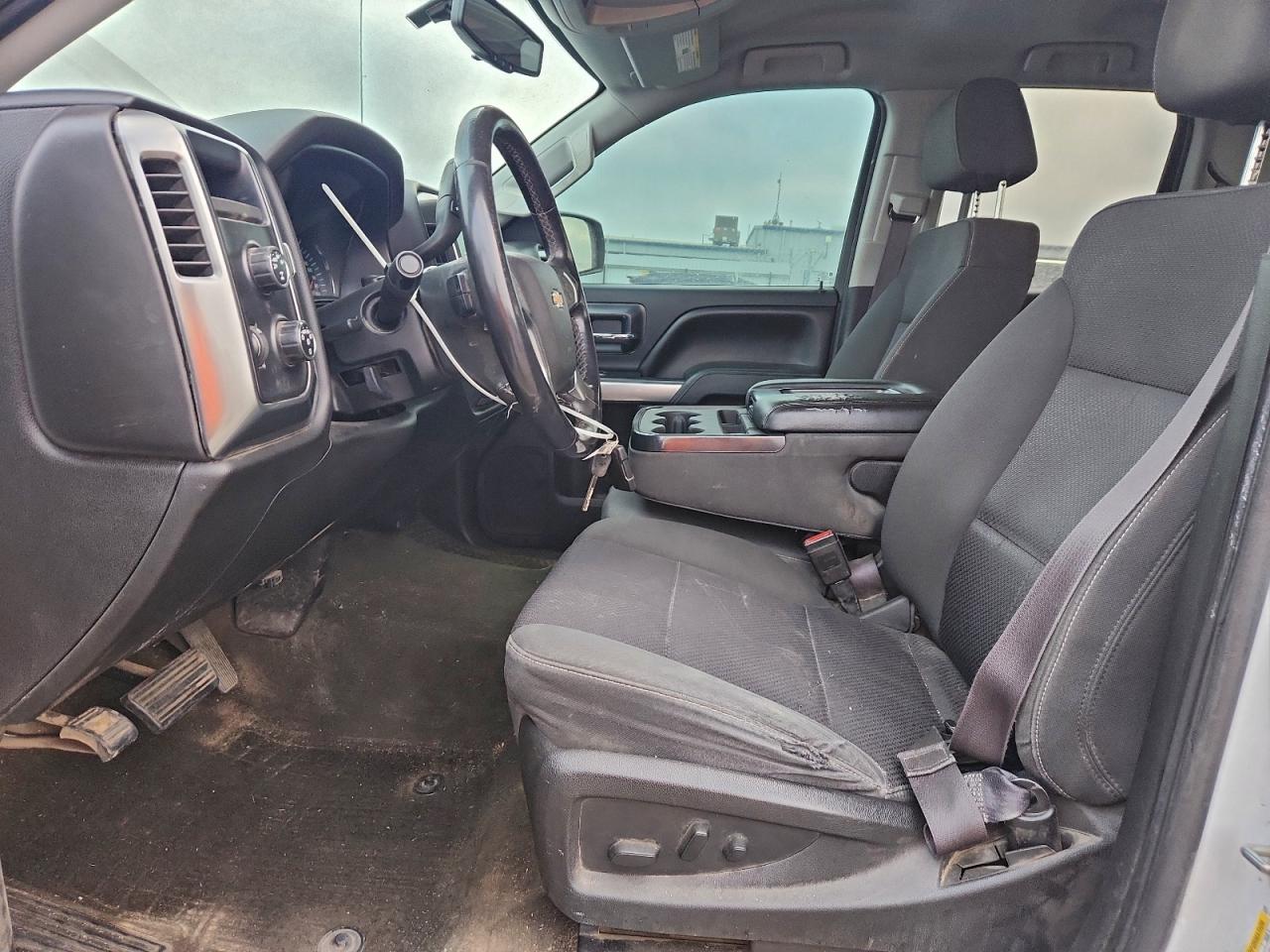 2016 CHEVROLET SILVERADO K1500 LT photo 7