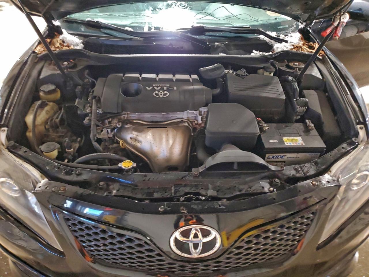 2010 TOYOTA CAMRY BASE photo 11