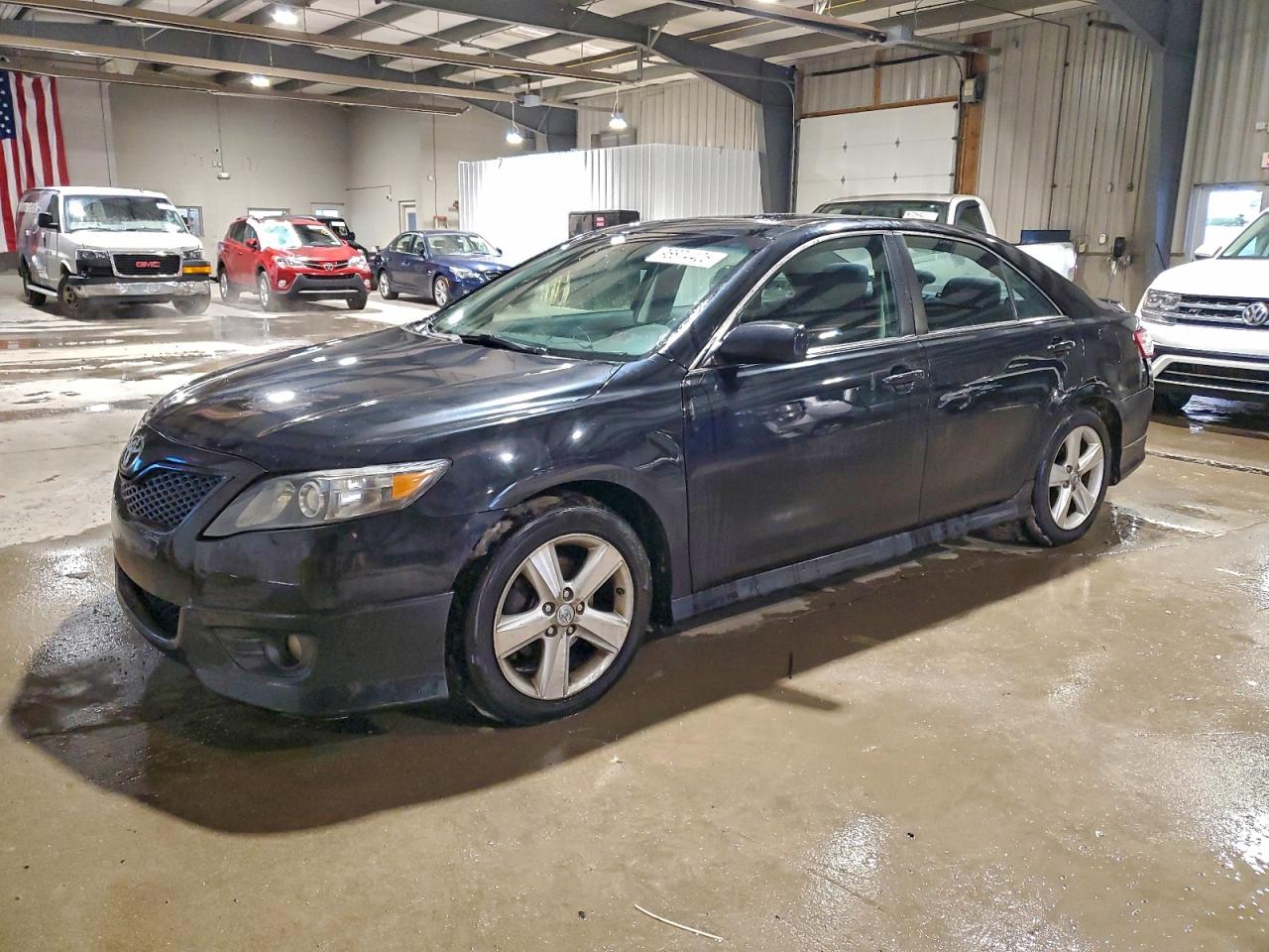 2010 TOYOTA CAMRY