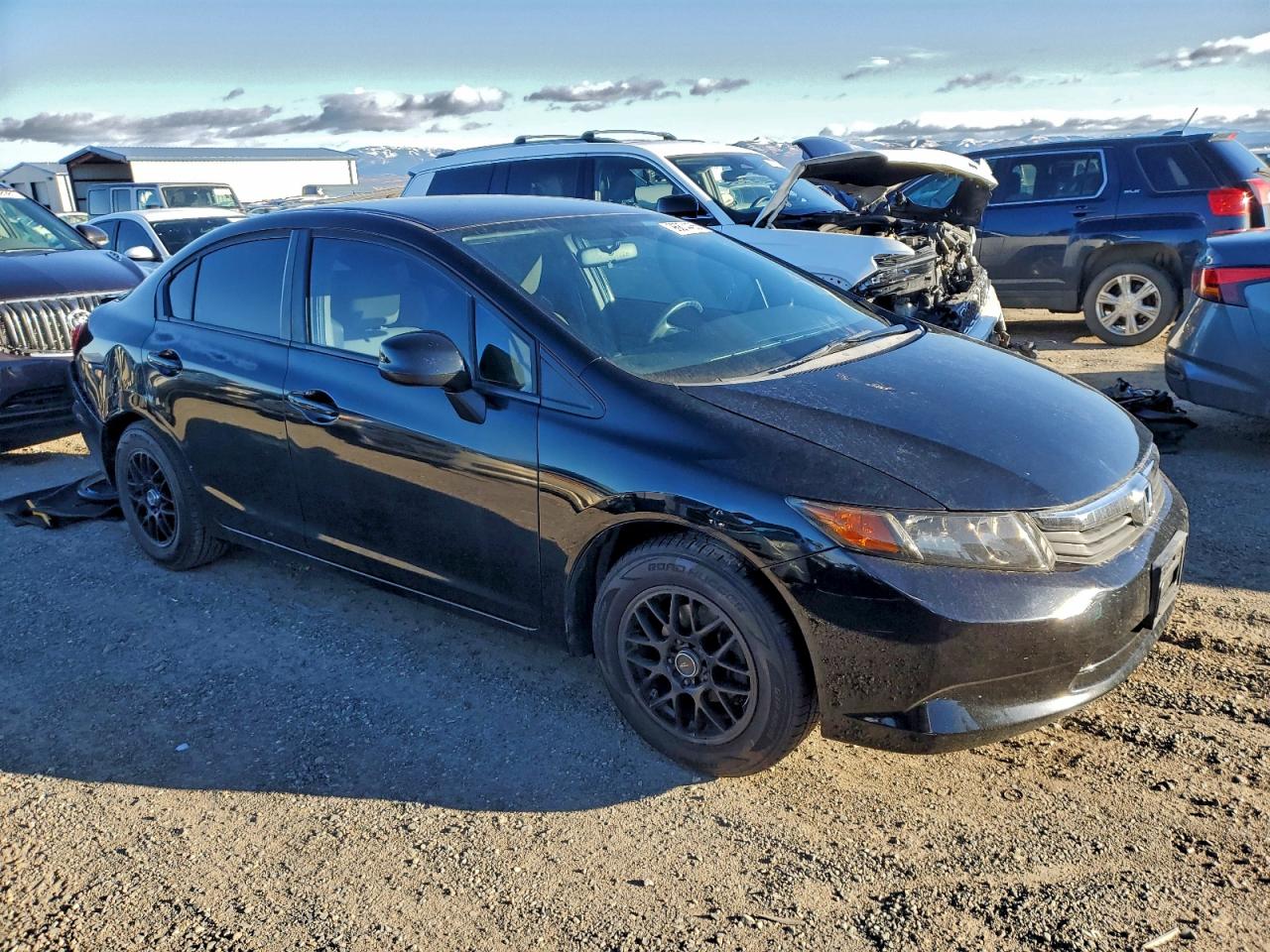 2012 HONDA CIVIC LX photo 4