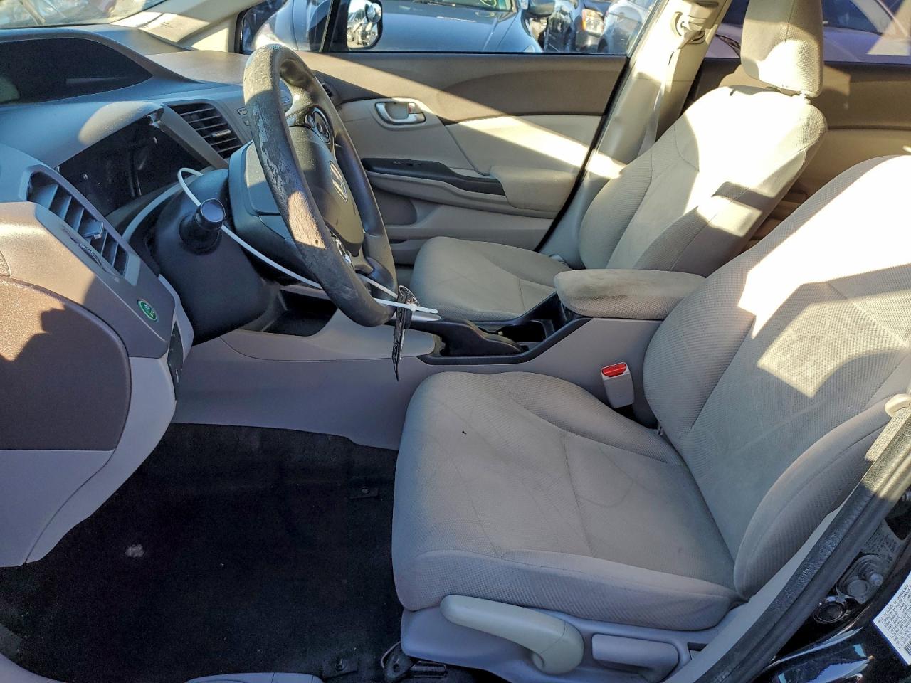 2012 HONDA CIVIC LX photo 7