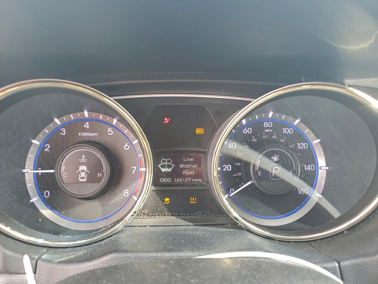 2013 HYUNDAI SONATA SE photo 9