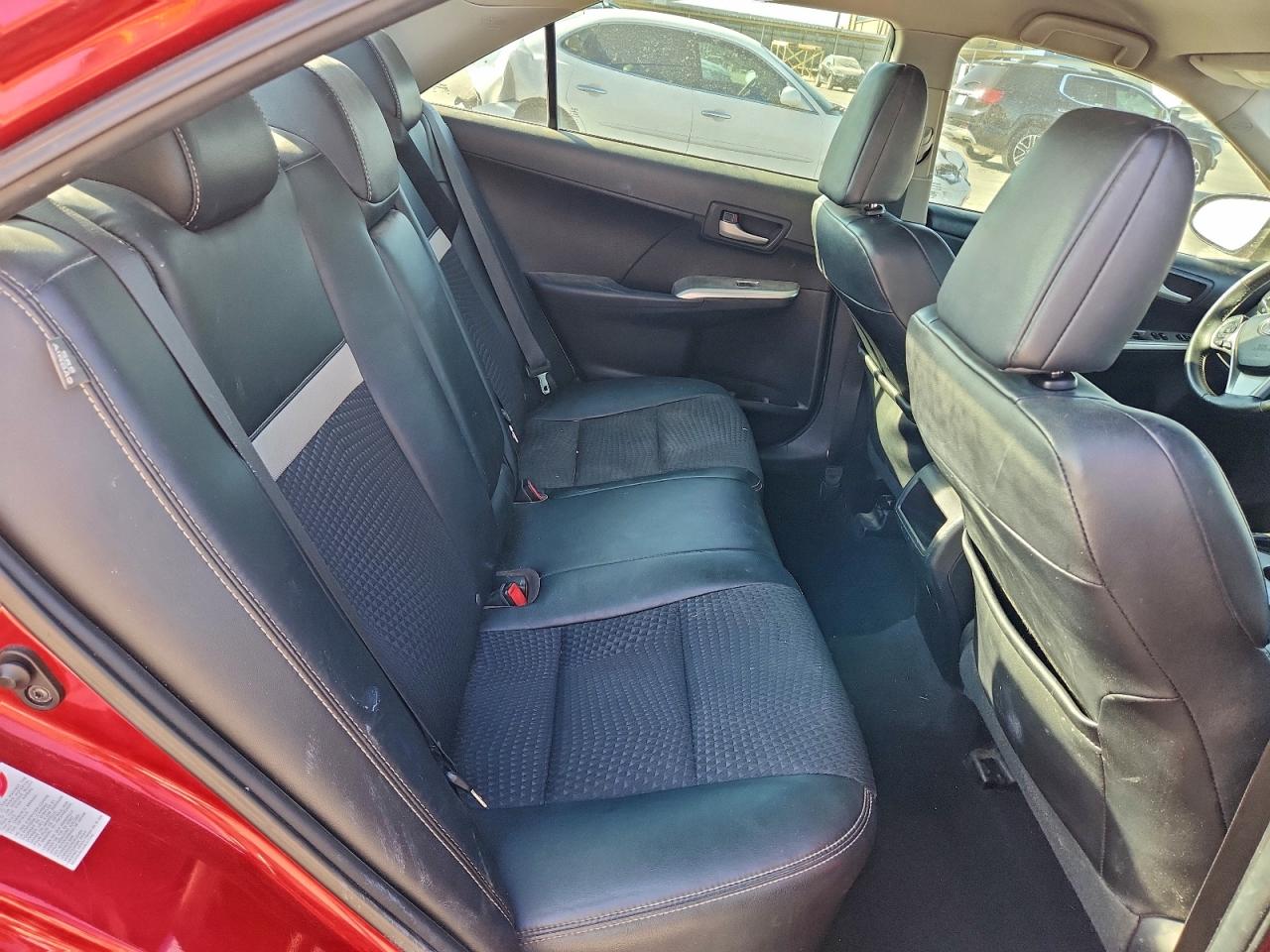 2012 TOYOTA CAMRY BASE photo 10