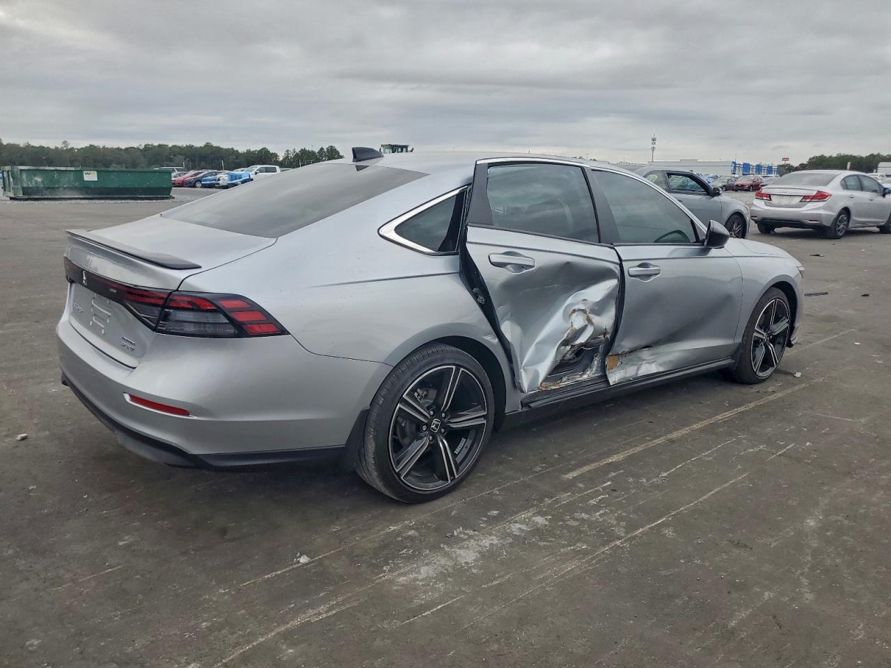 2025 HONDA ACCORD HYBRID SPORT photo 3