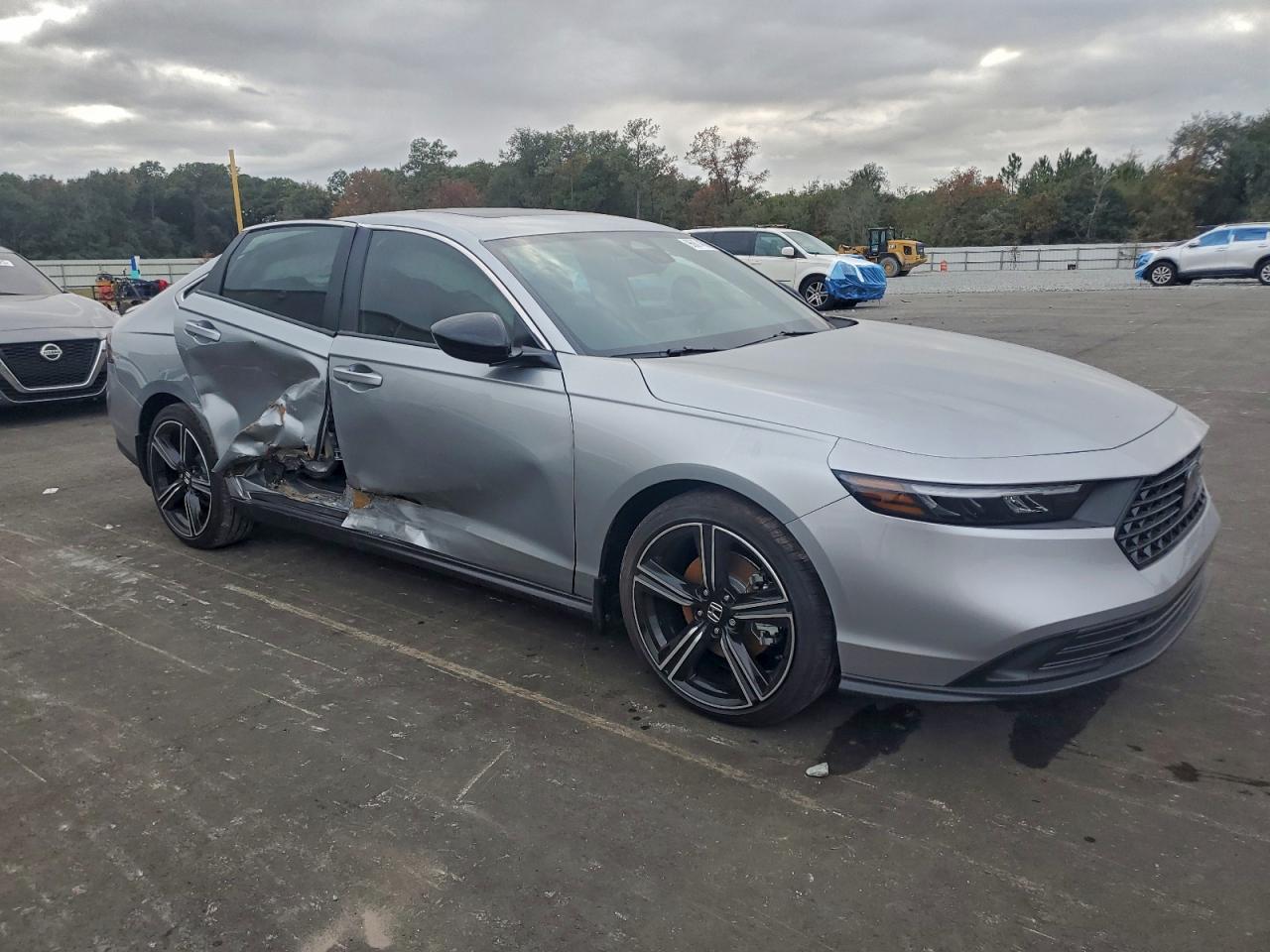 2025 HONDA ACCORD HYBRID SPORT photo 4