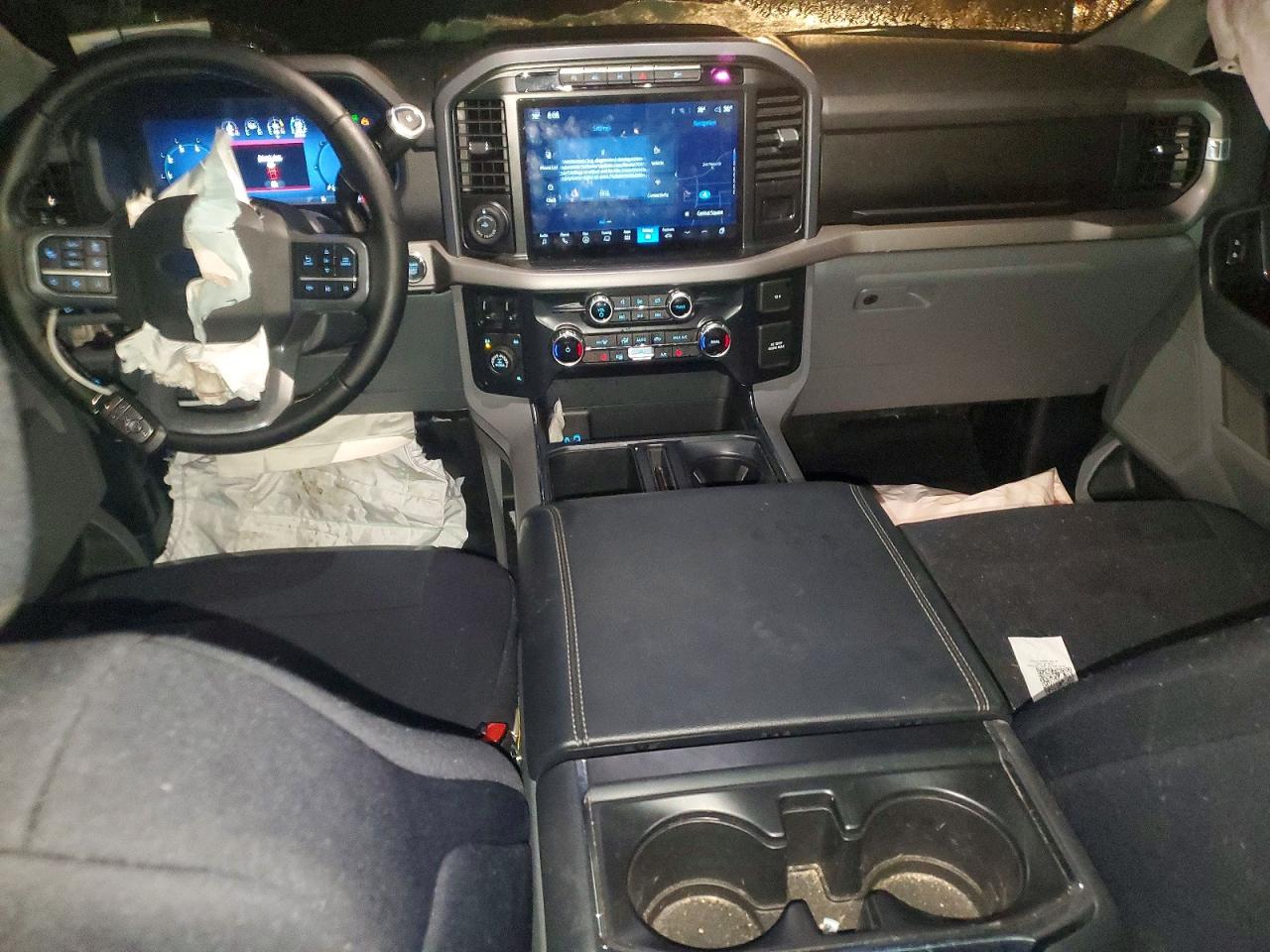 2024 FORD F150 XLT photo 8