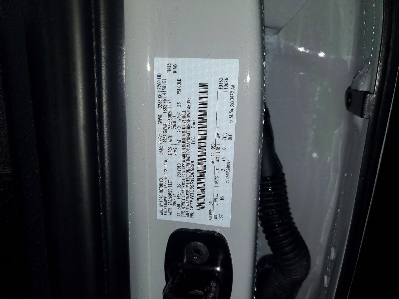 2024 FORD F150 XLT photo 12