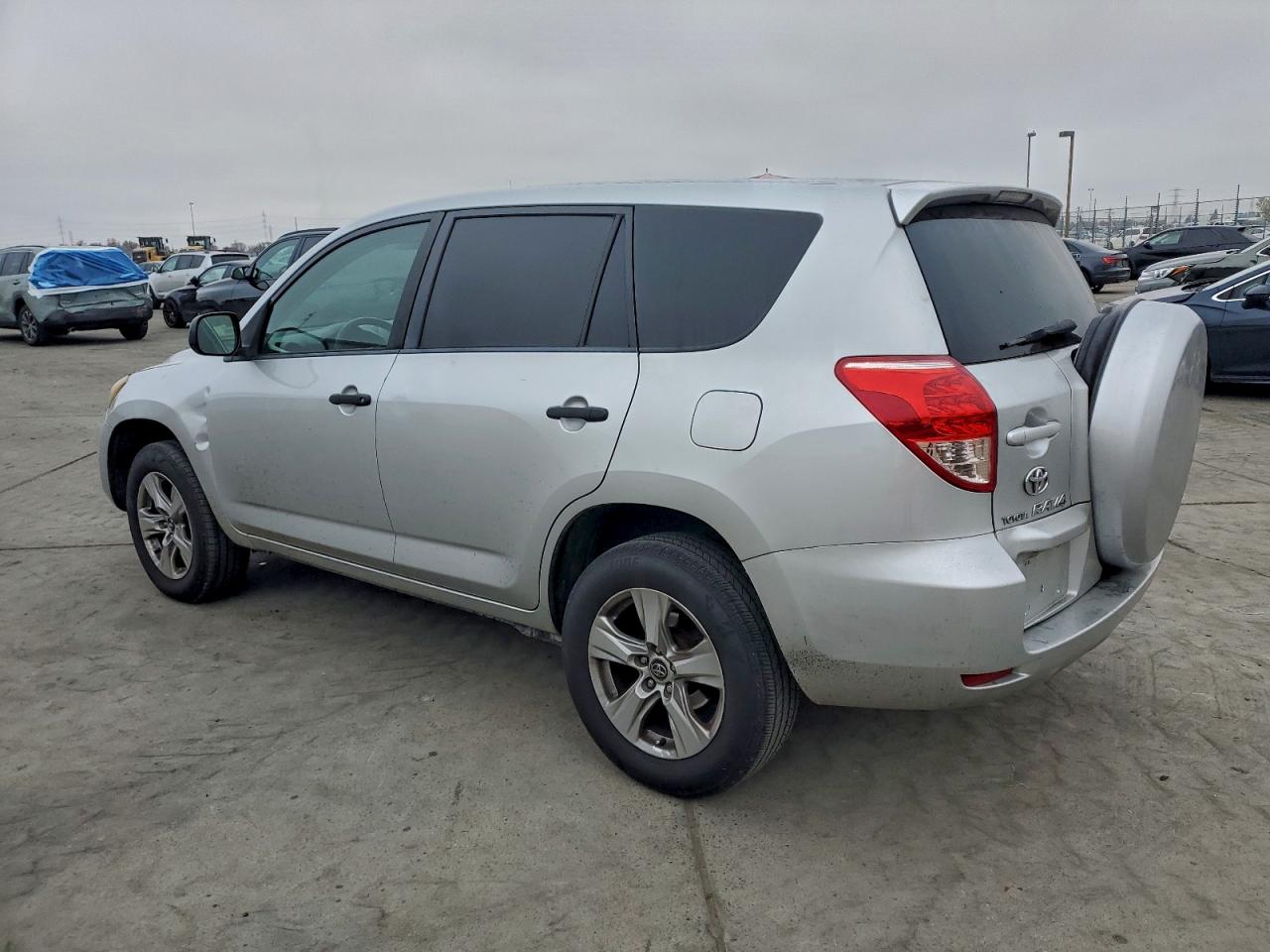 2006 TOYOTA RAV4 photo 2