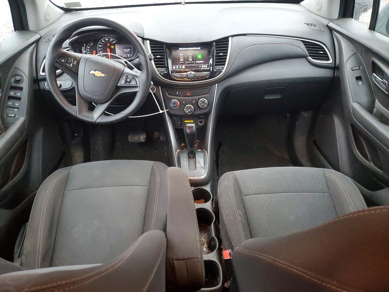 2020 CHEVROLET TRAX LS photo 8