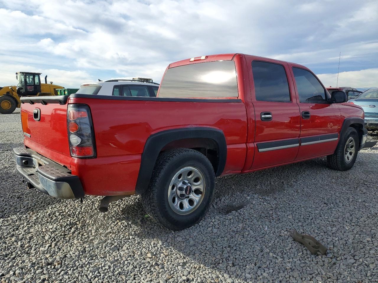 2005 CHEVROLET SILVERADO C1500 photo 3