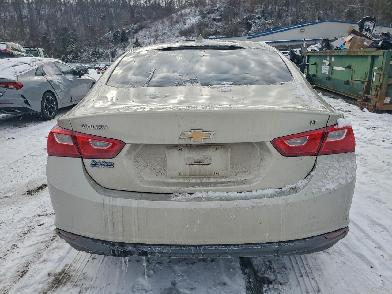 2016 CHEVROLET MALIBU LT photo 6