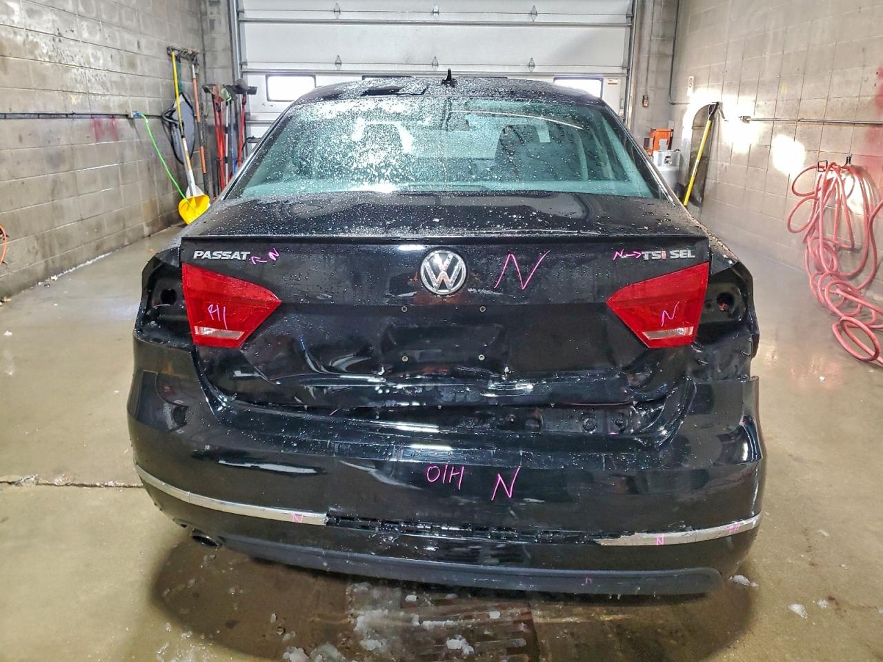 2015 VOLKSWAGEN PASSAT SEL photo 6
