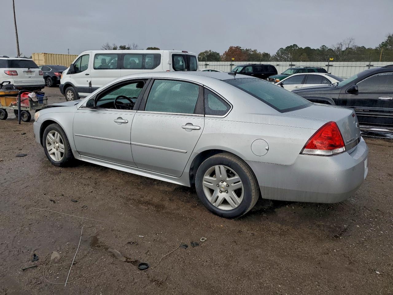 2011 CHEVROLET IMPALA LT photo 3