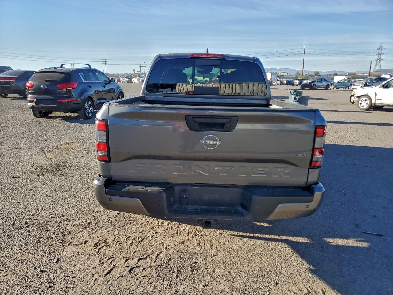 2024 NISSAN FRONTIER S photo 6