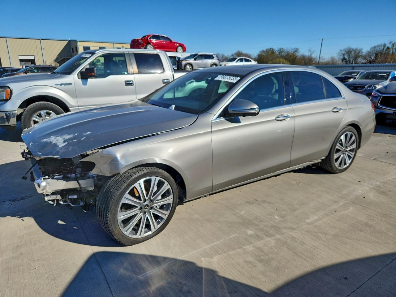 2022 MERCEDES-BENZ E