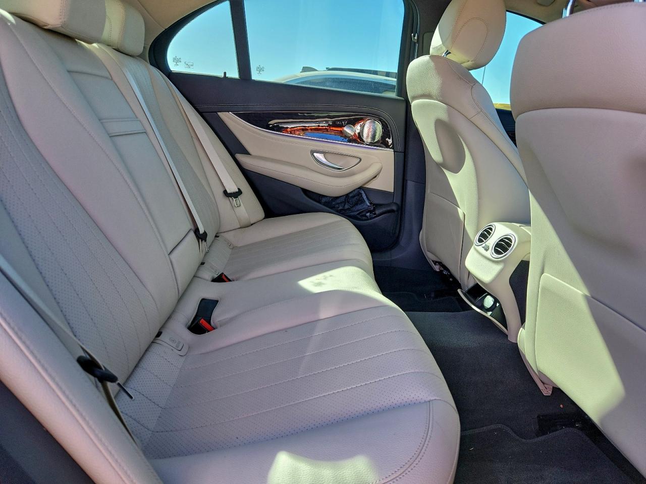 2022 MERCEDES-BENZ E 350 photo 10