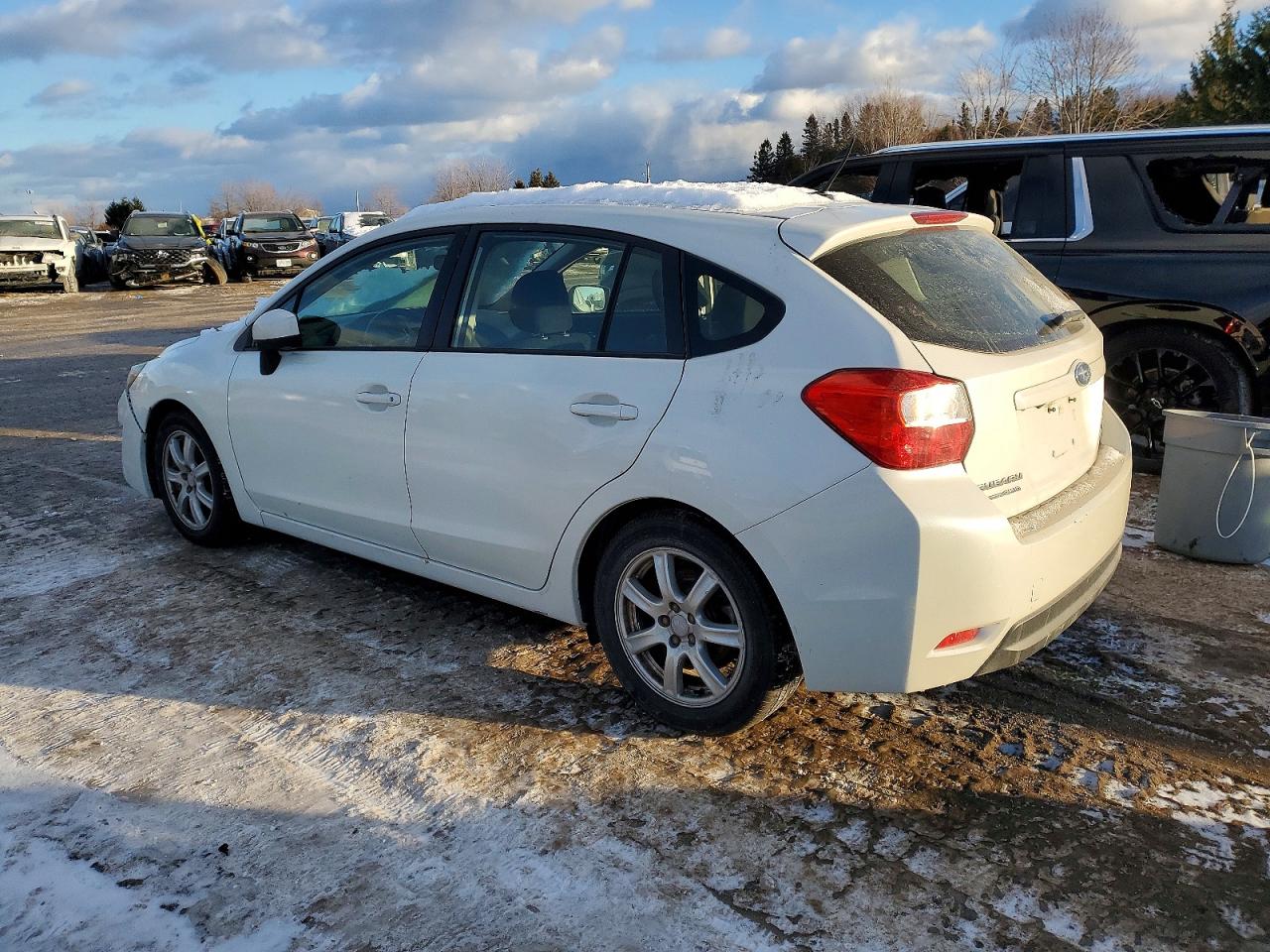 2015 SUBARU IMPREZA photo 2