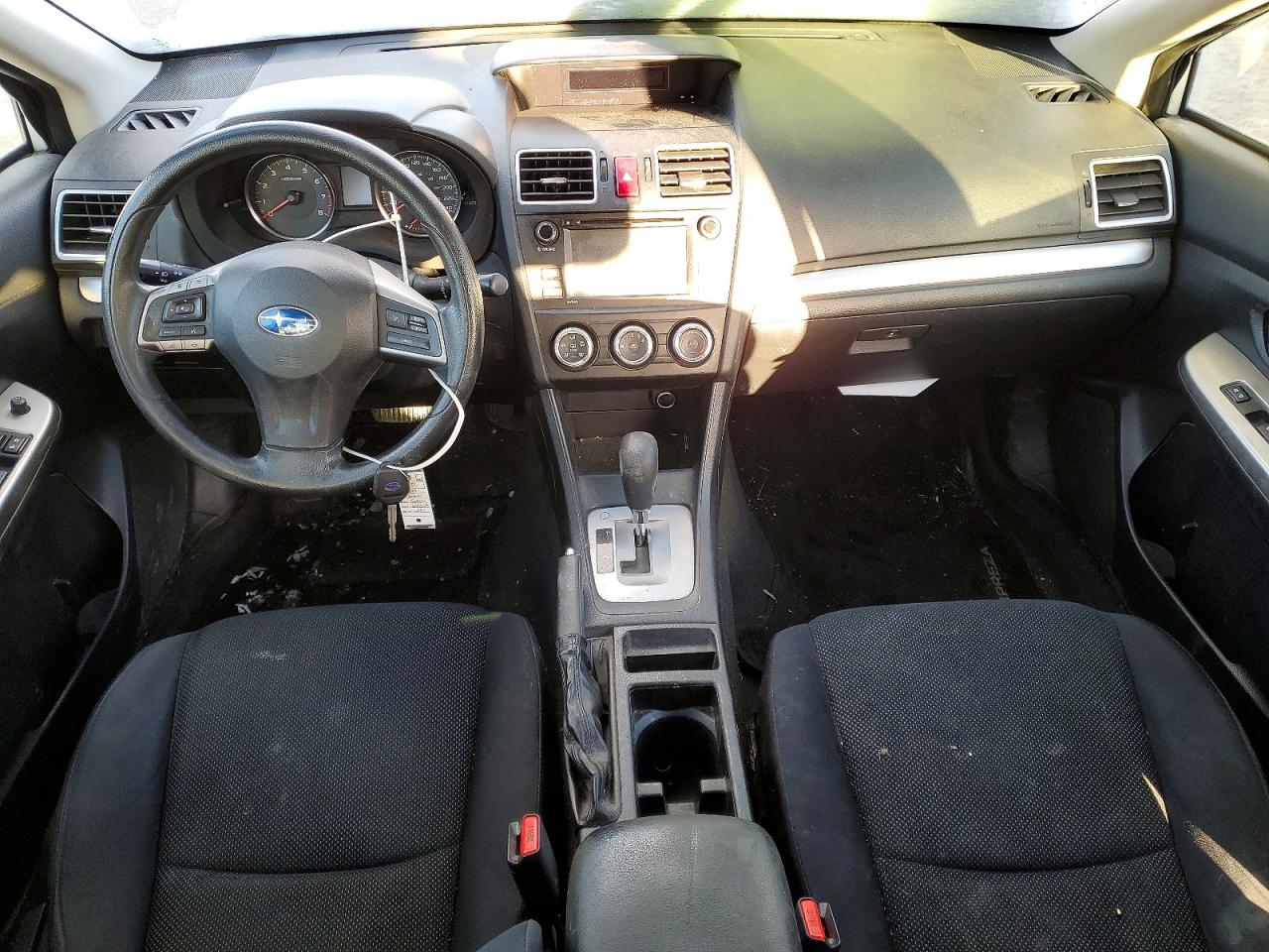 2015 SUBARU IMPREZA photo 8