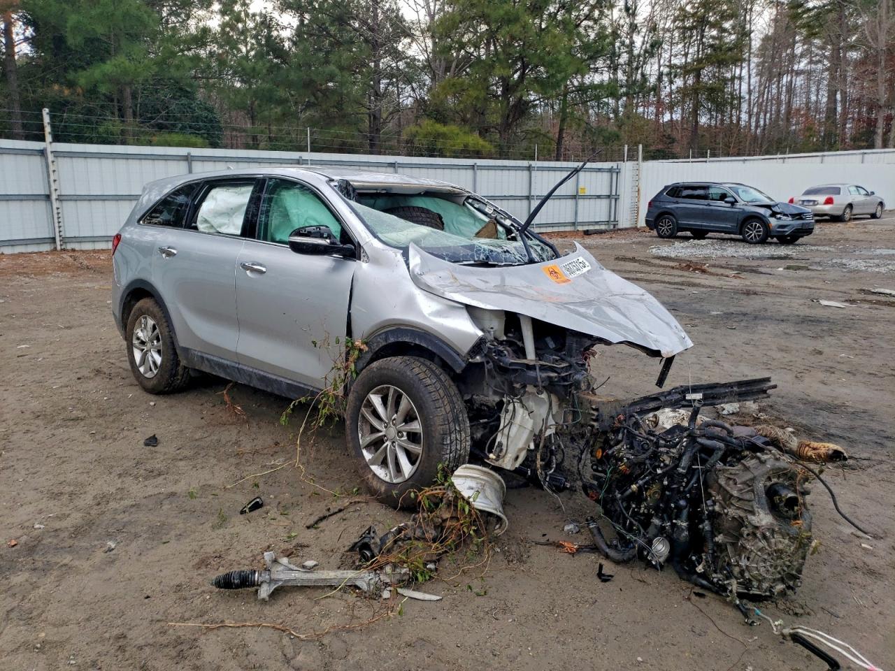 2016 KIA SORENTO LX photo 4