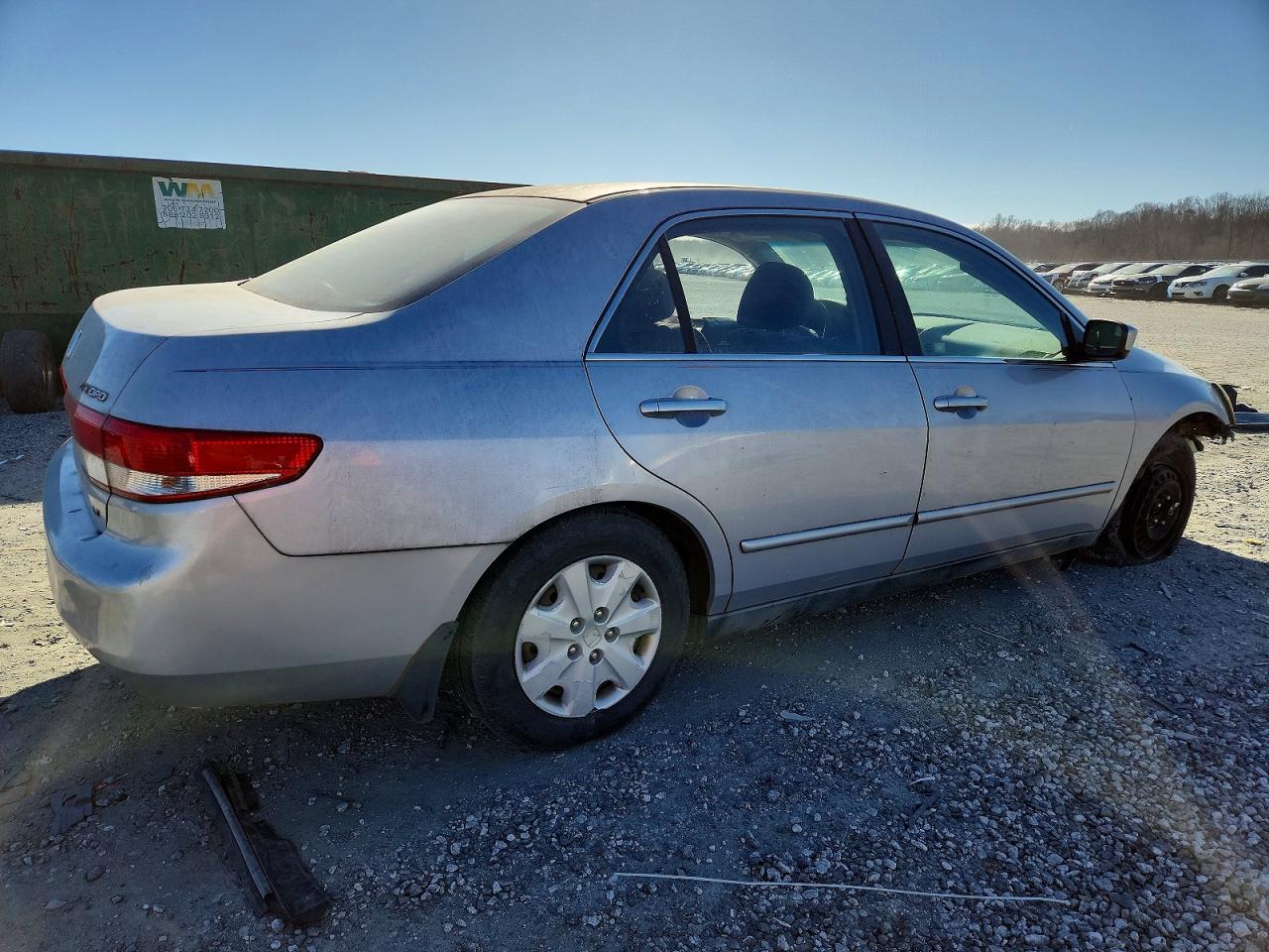 2004 HONDA ACCORD LX photo 3