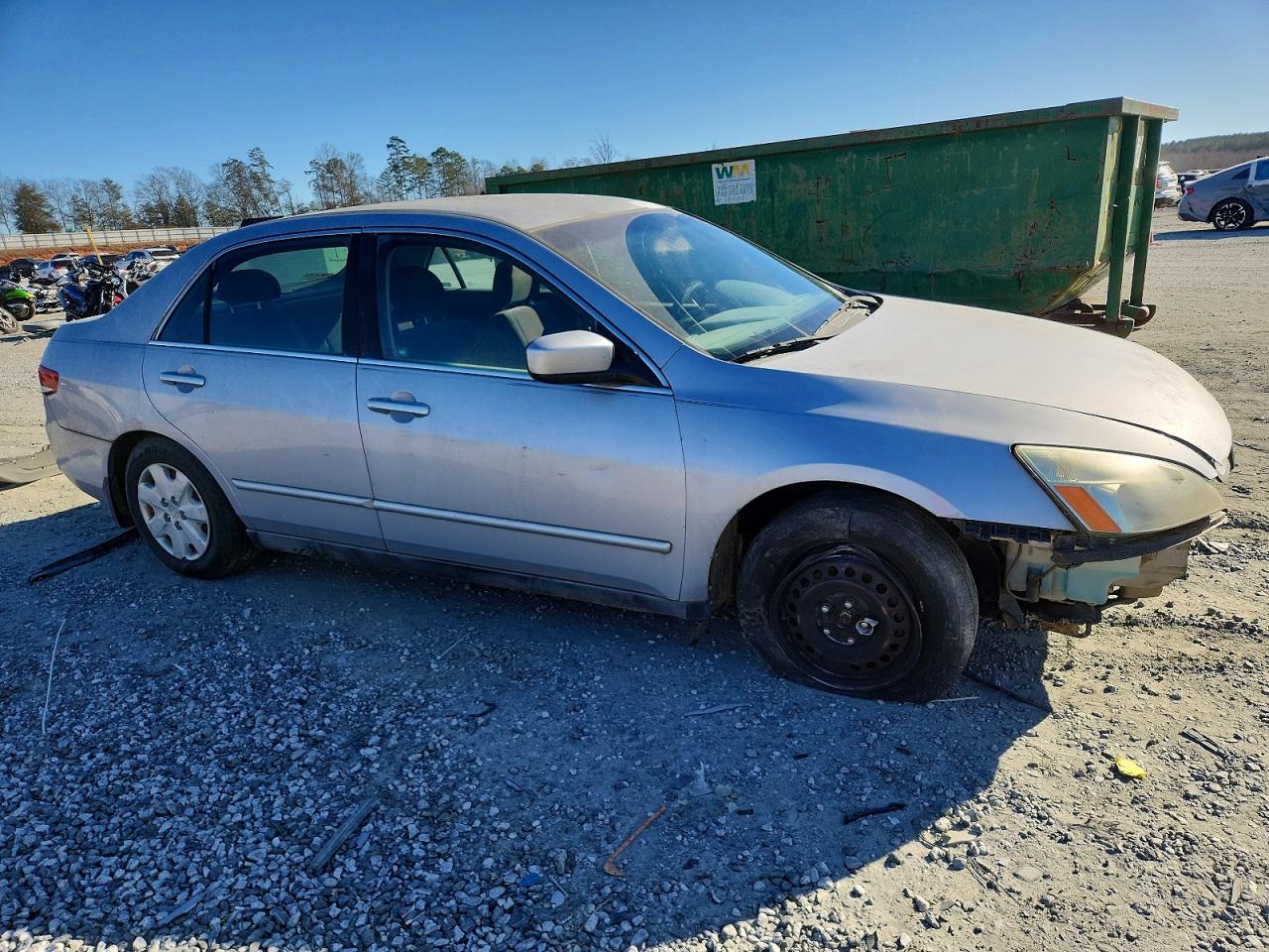2004 HONDA ACCORD LX photo 4