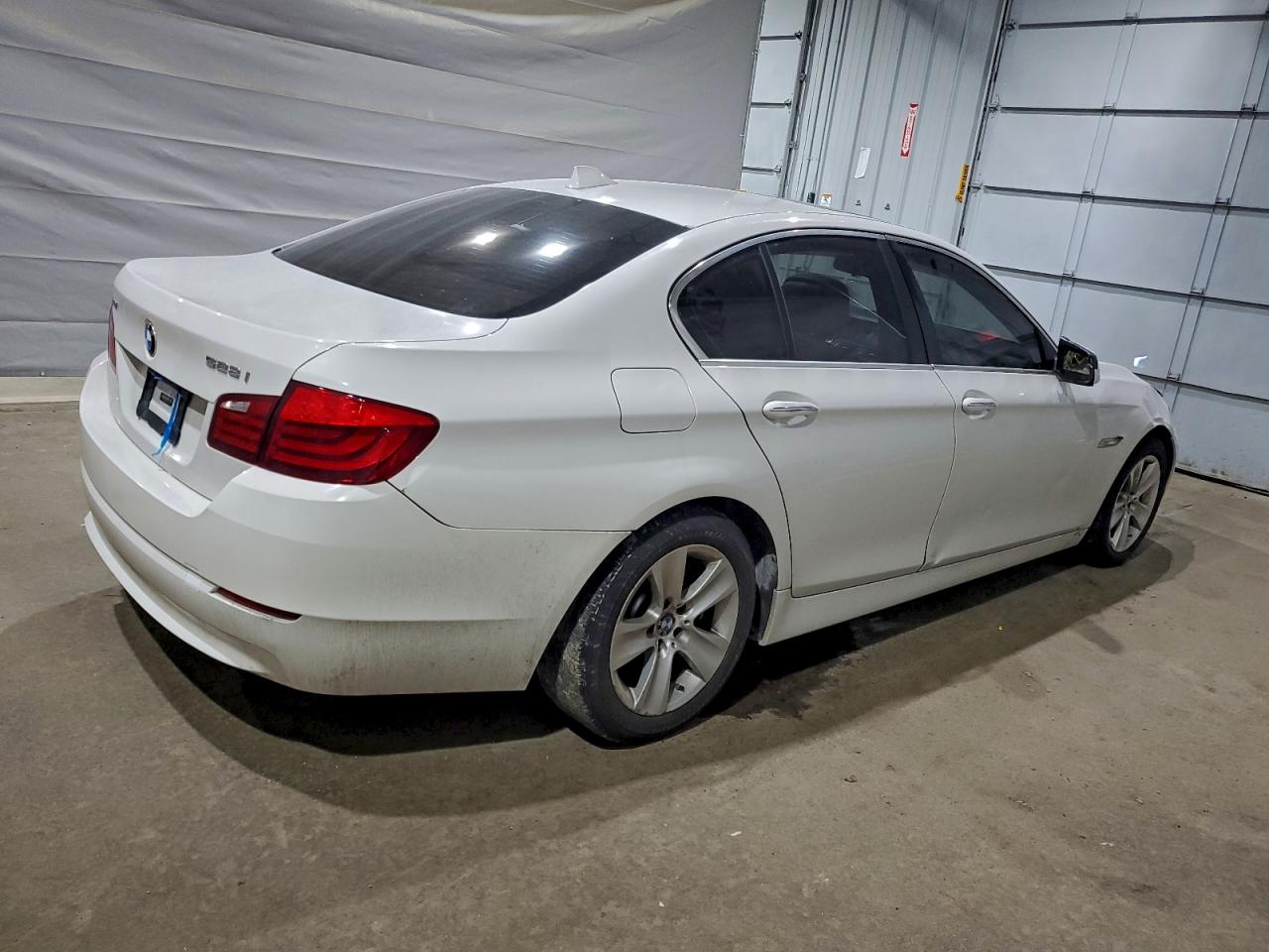 2013 BMW 528 XI photo 3