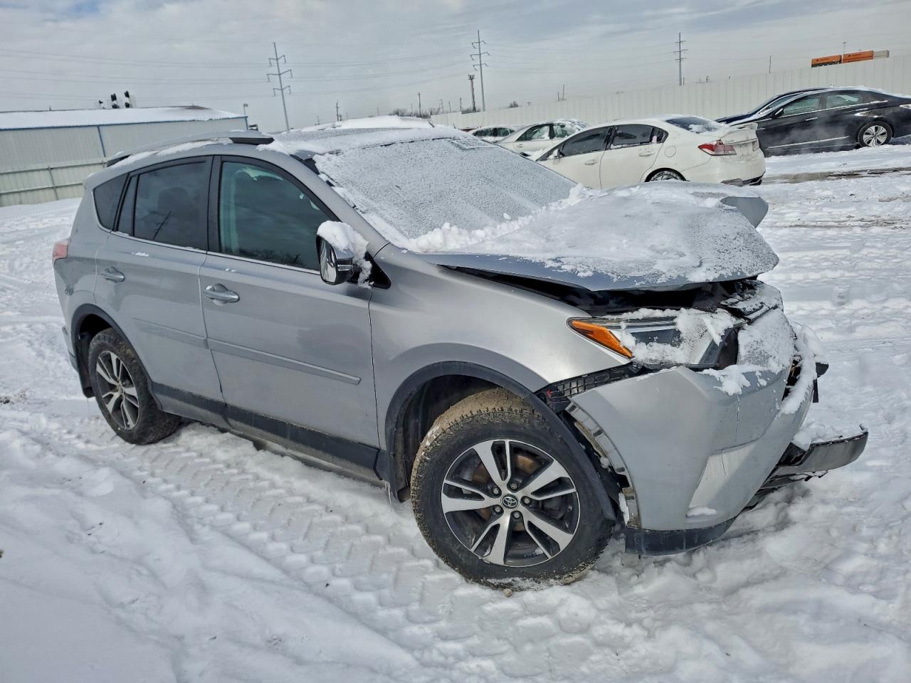 2016 TOYOTA RAV4 XLE photo 4