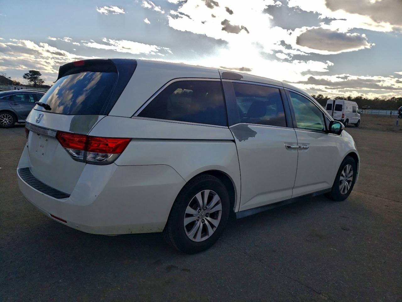 2014 HONDA ODYSSEY EXL photo 3