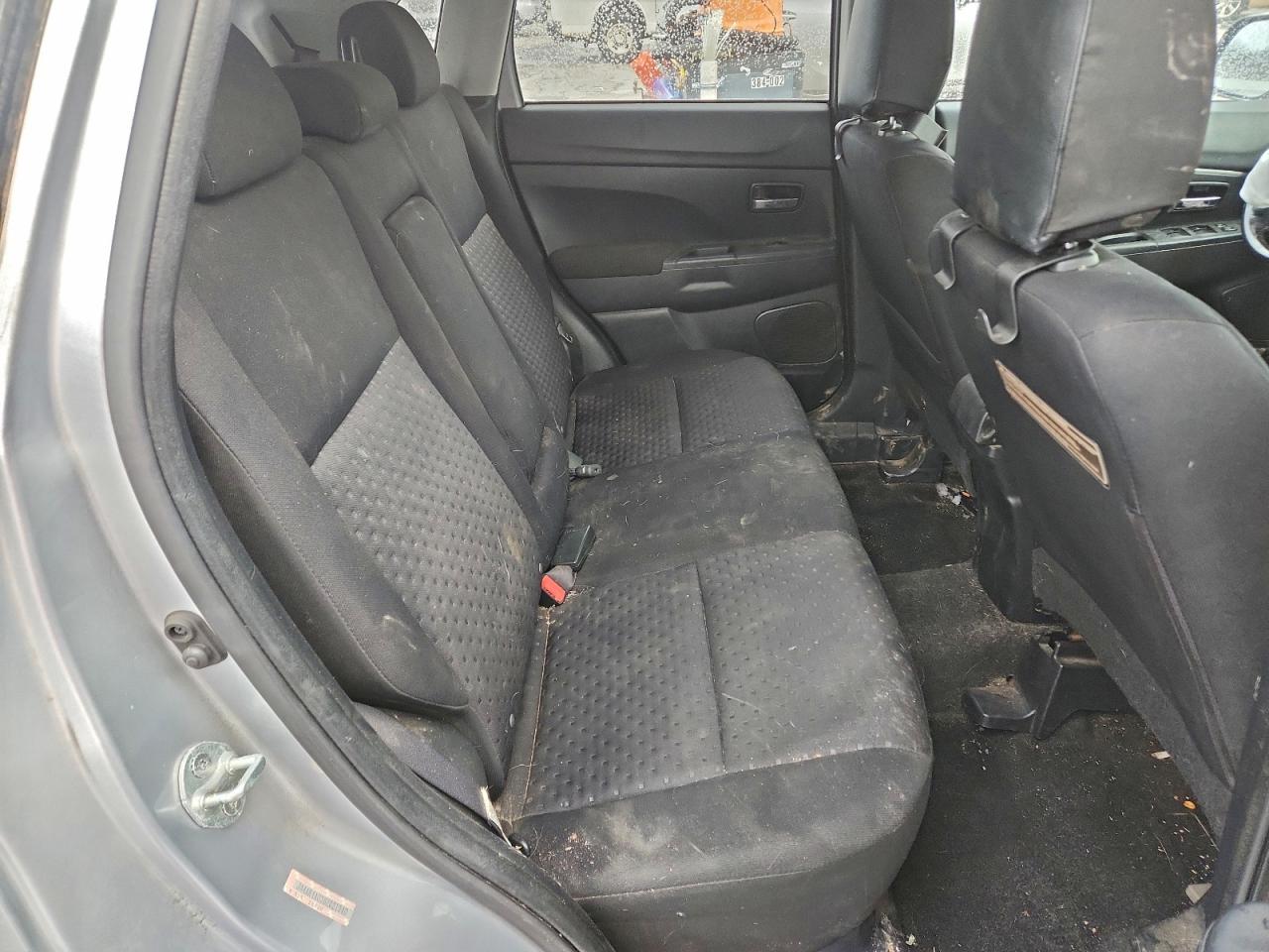 2011 MITSUBISHI OUTLANDER SPORT SE photo 21