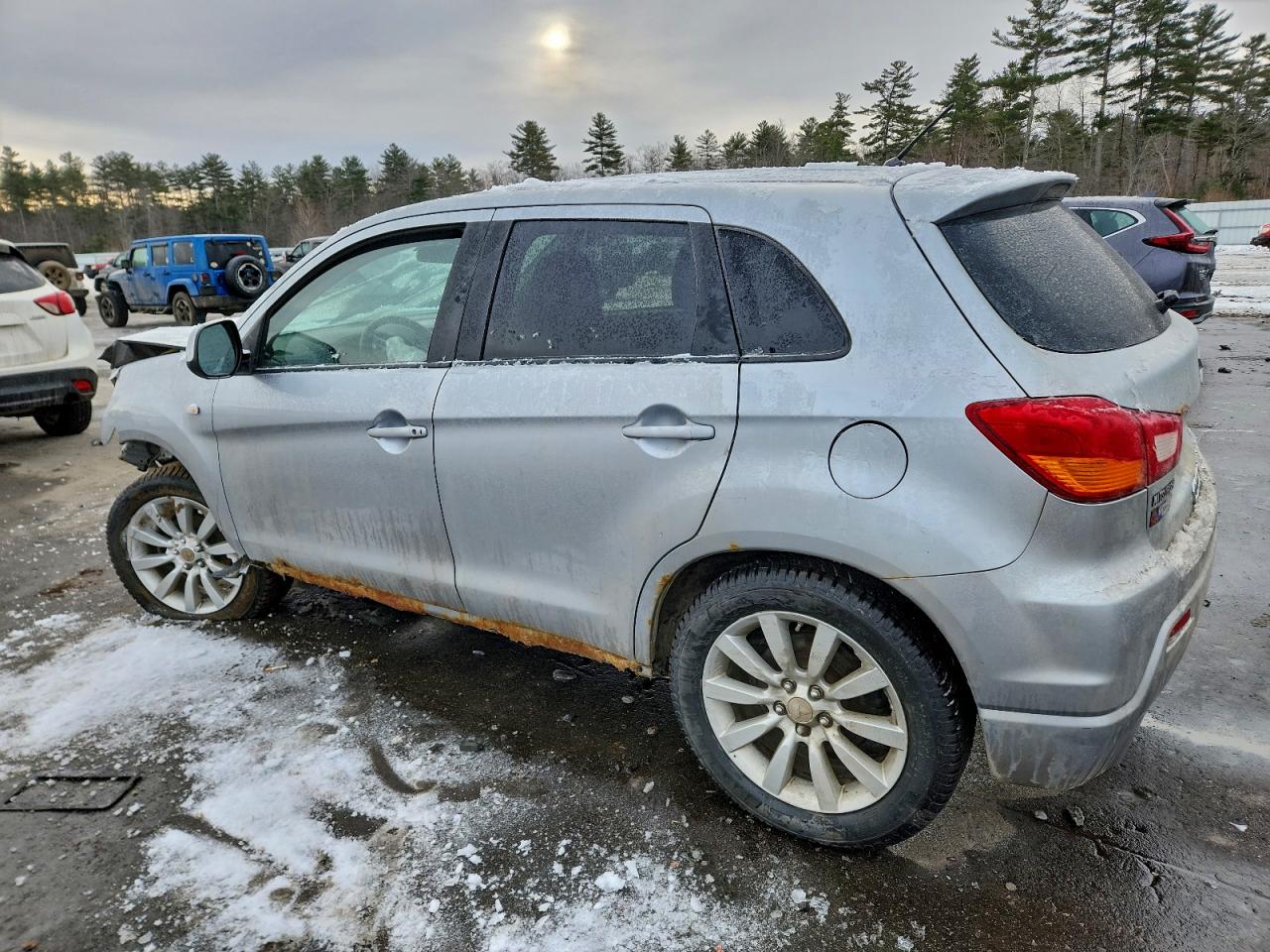 2011 MITSUBISHI OUTLANDER SPORT SE photo 3