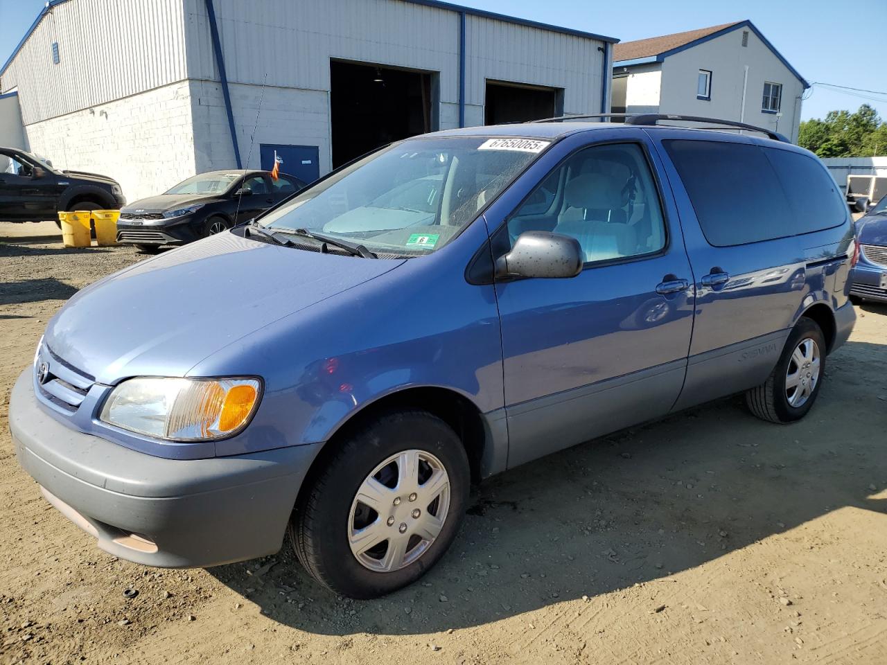 2003 TOYOTA SIENNA