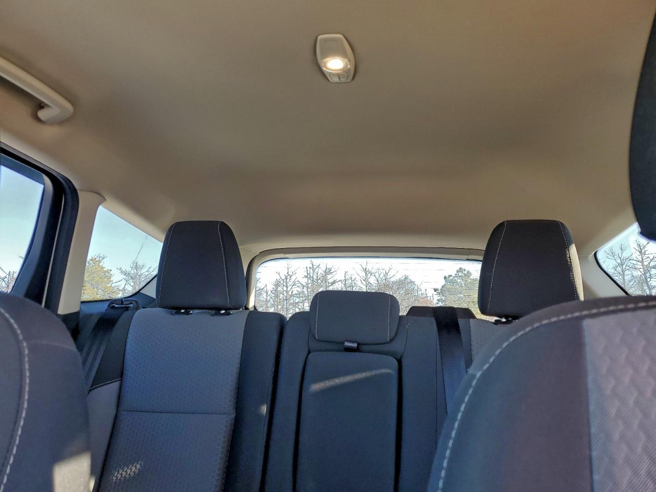 2017 FORD ESCAPE SE photo 10