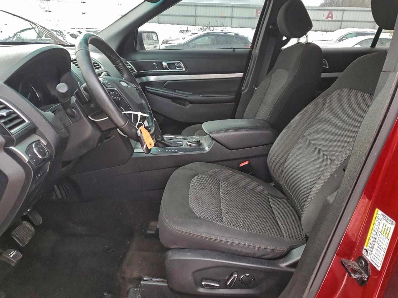 2016 FORD EXPLORER XLT photo 7