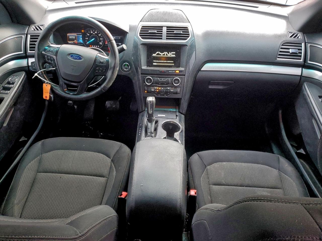2016 FORD EXPLORER XLT photo 8